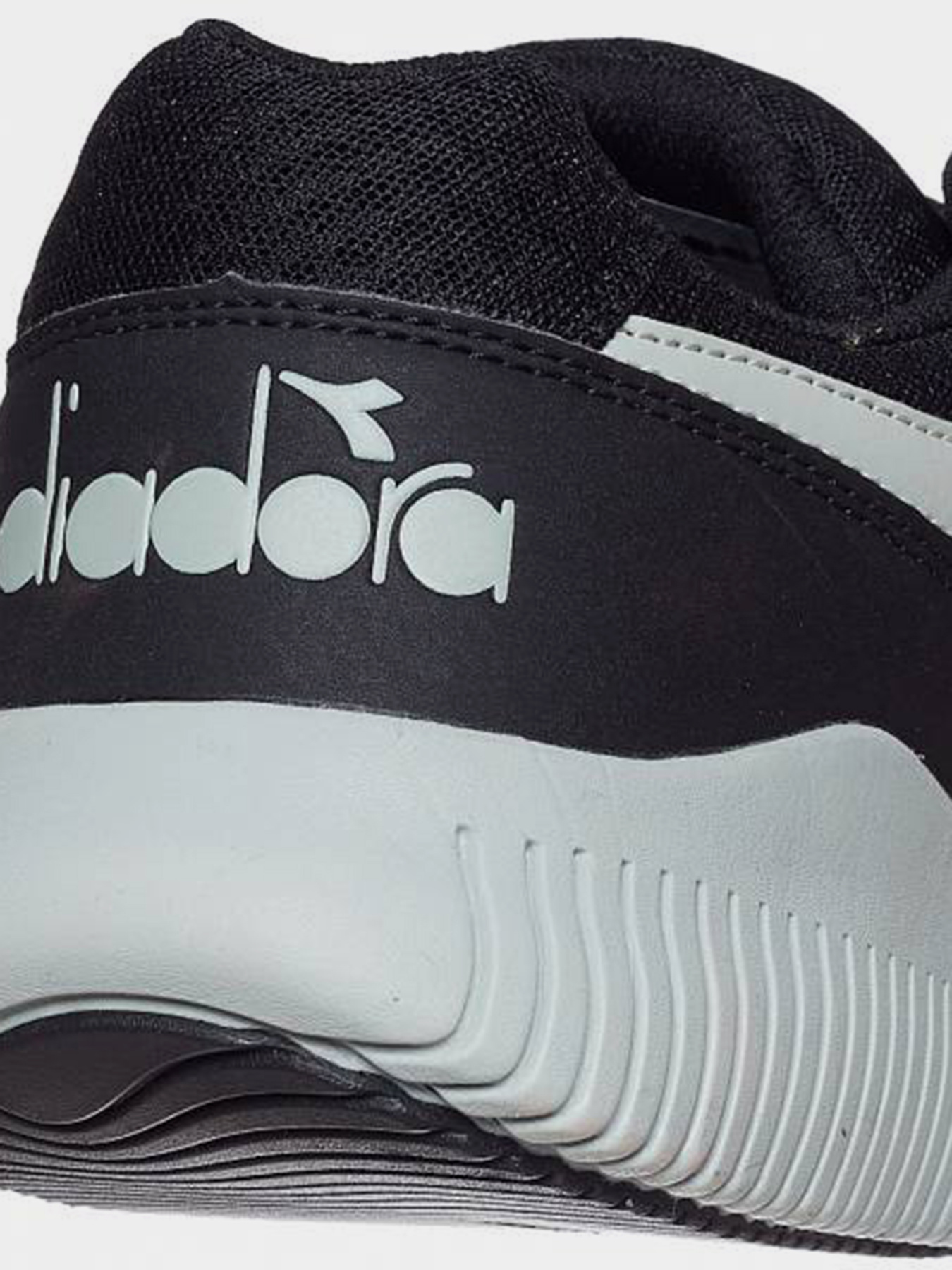 Кроссовки DIADORA модель 101.175622-C0787 Фото