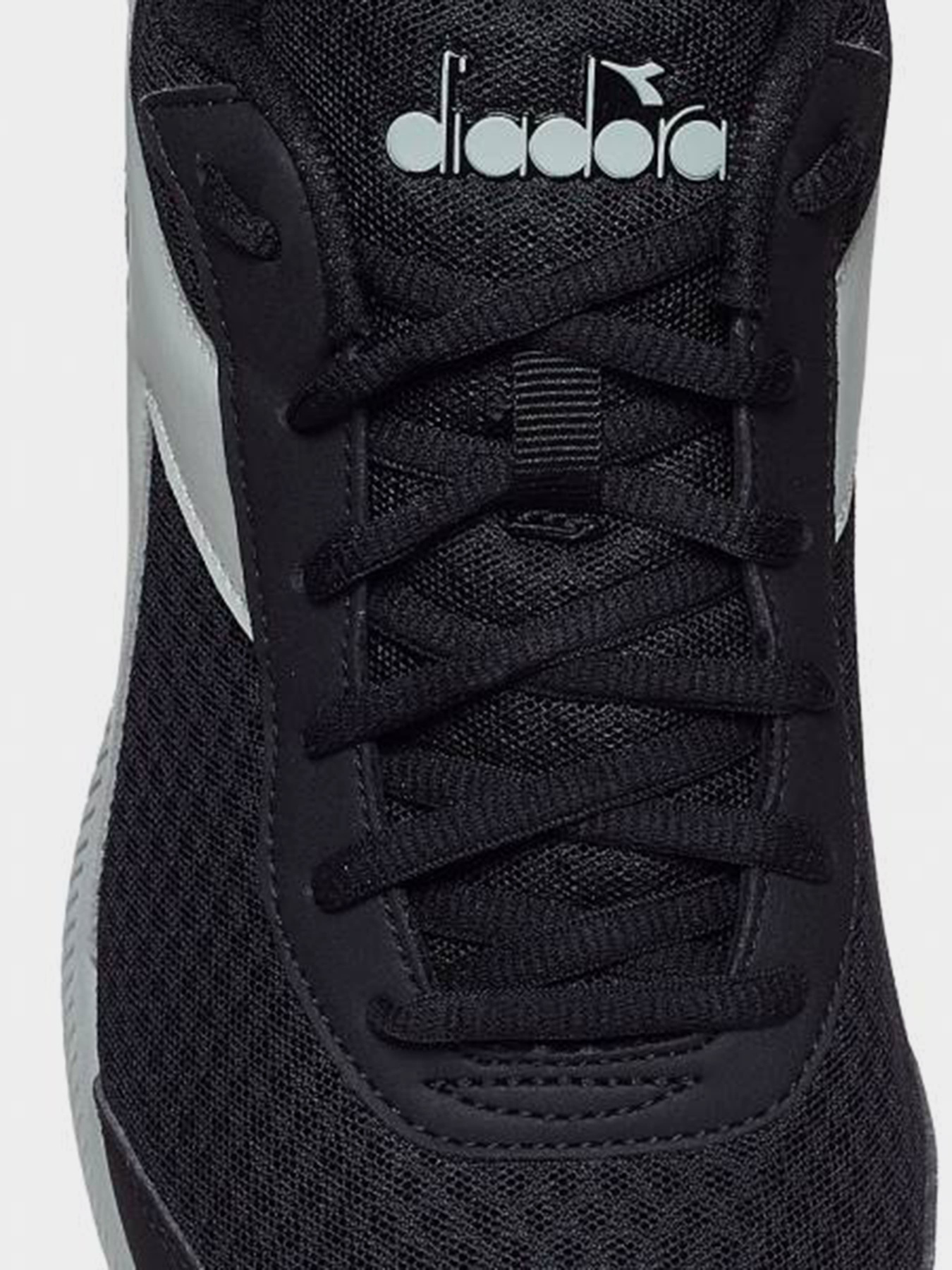 Кроссовки DIADORA модель 101.175622-C0787 Фото