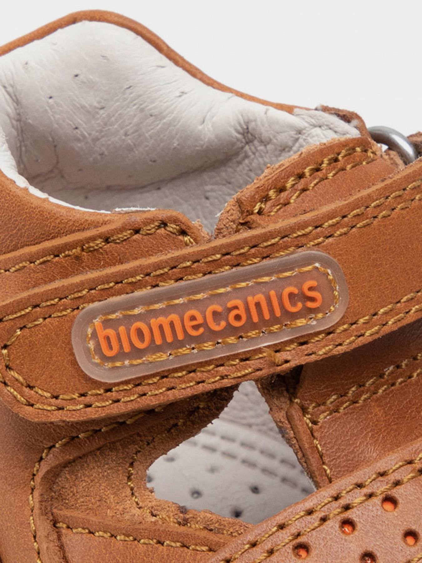 Сандалии Biomecanics модель 222141-C Фото
