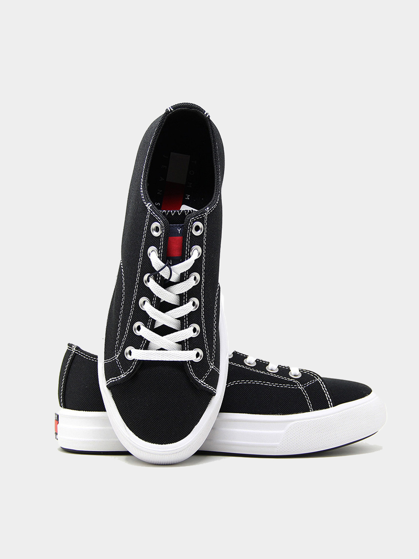 Кеды Tommy Hilfiger модель EM0EM00994-BDS Фото