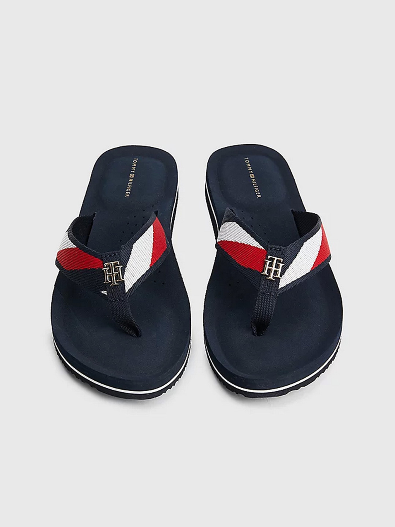 Шлёпанцы Tommy Hilfiger модель FW0FW06446-DW5 Фото