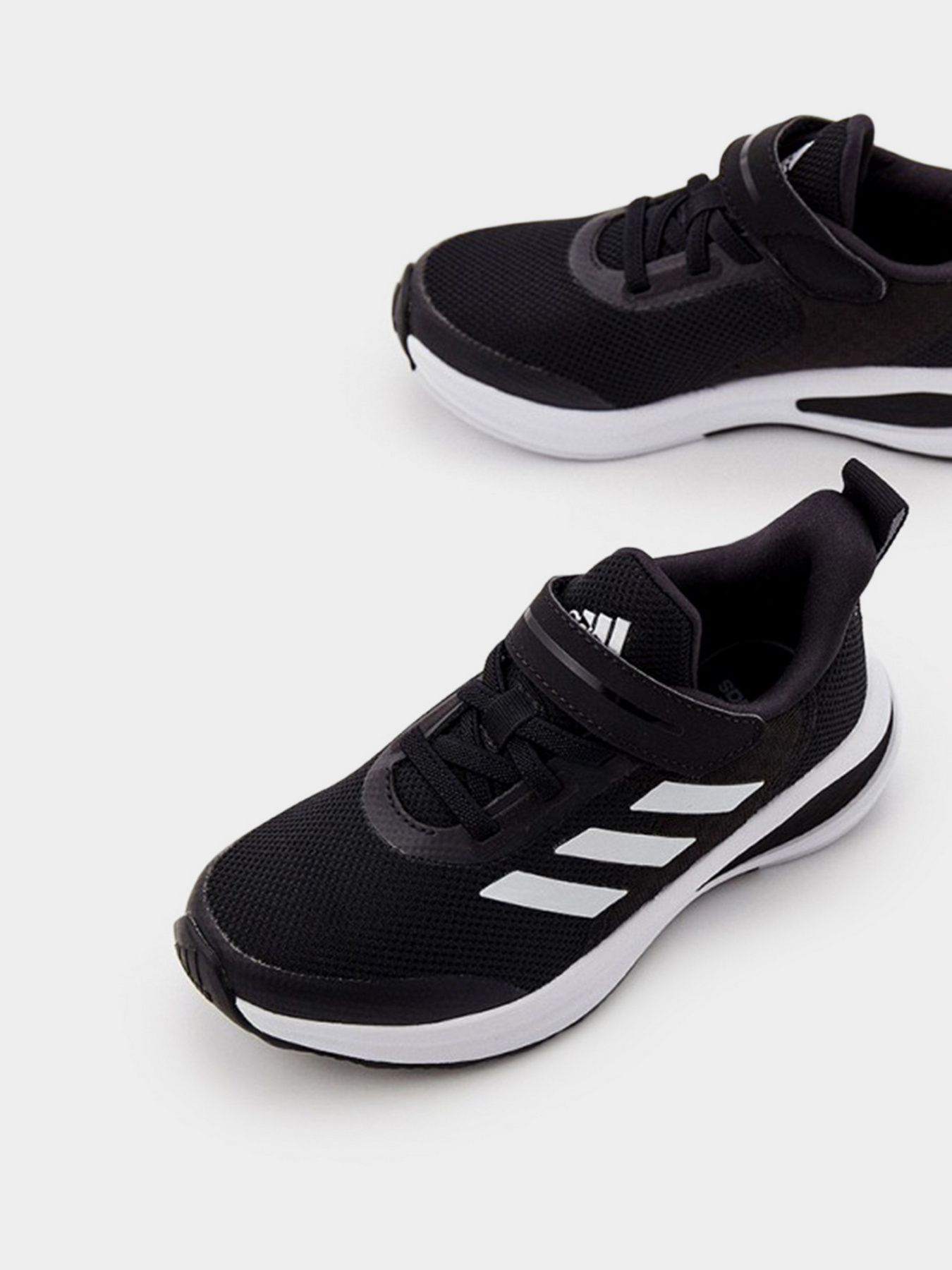 Кроссовки Adidas модель FW2579 Фото