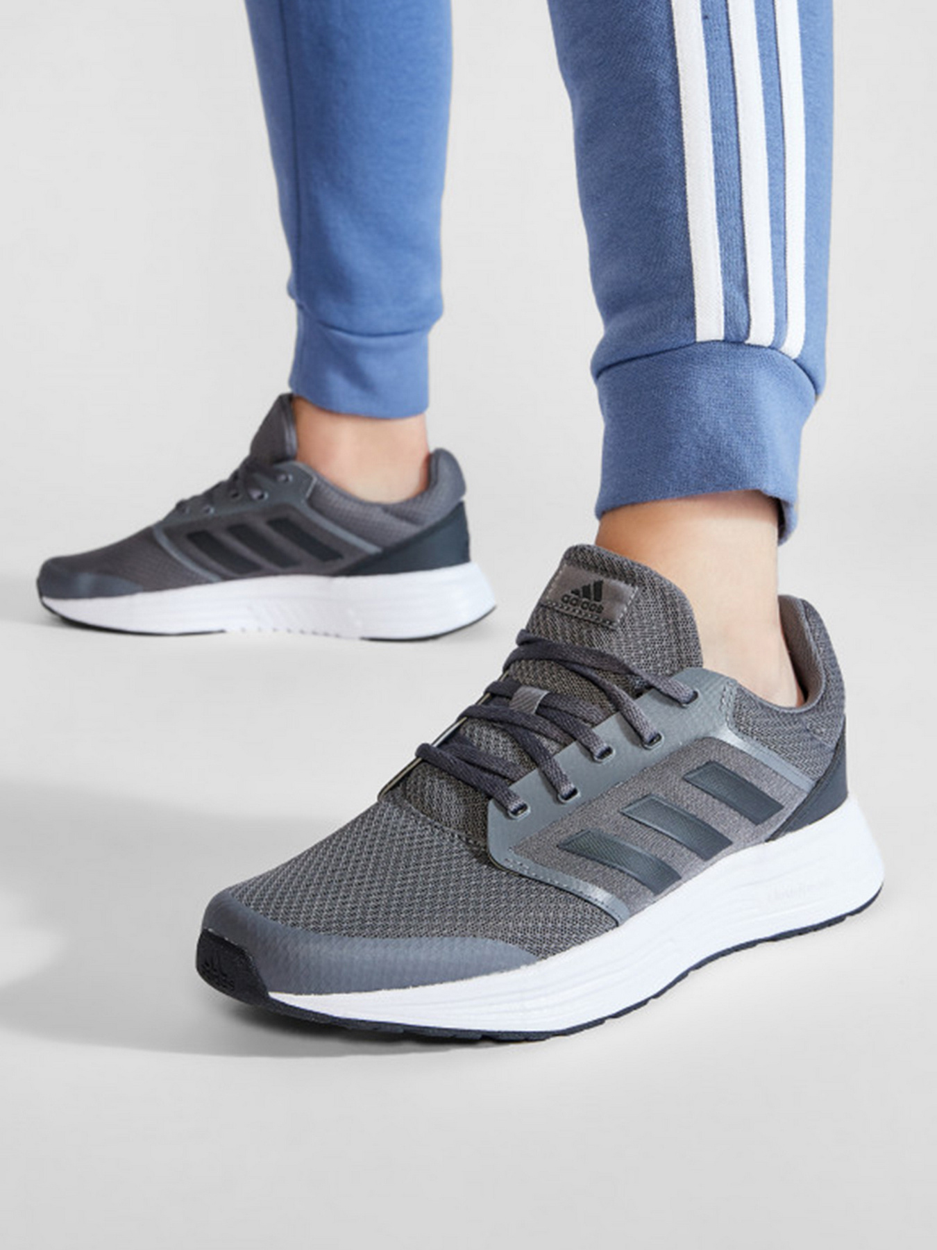 Кроссовки Adidas модель FY6717 Фото
