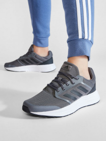 Кроссовки Adidas модель FY6717 Фото