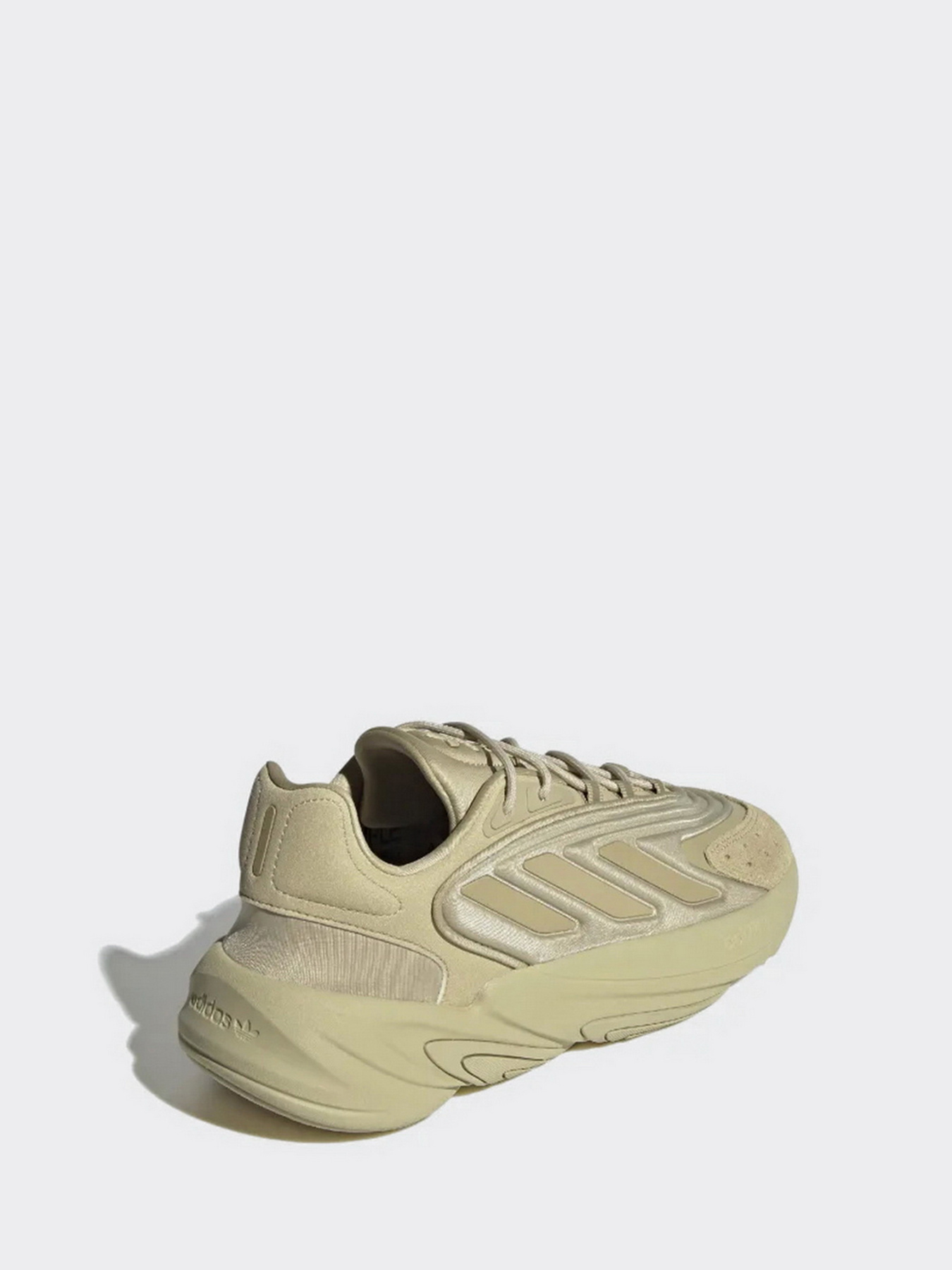 Кроссовки Adidas модель GV7685 Кроссовки Adidas модель GV7685 Фото