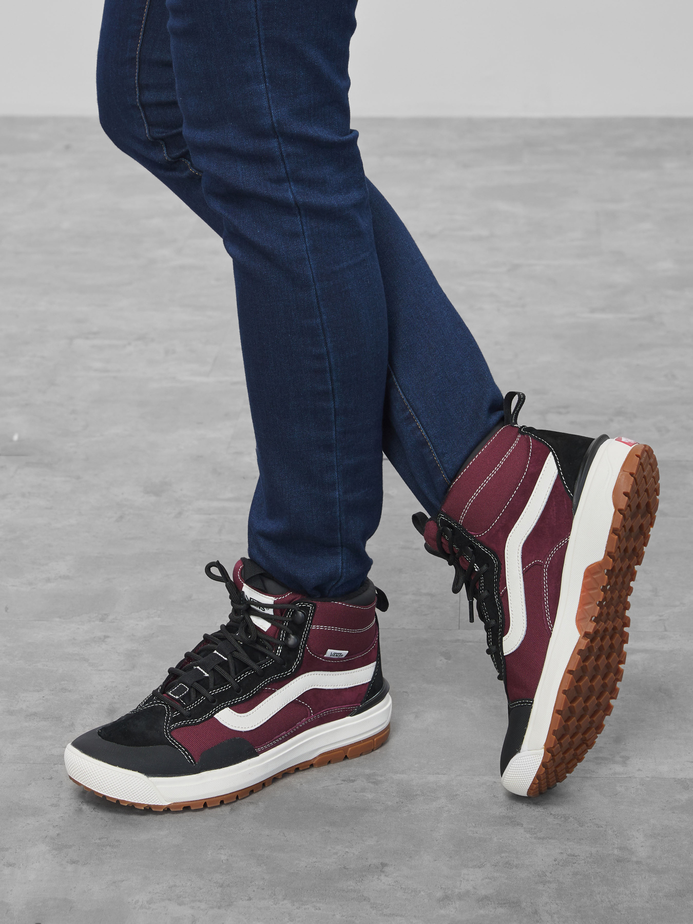 Кеды Vans модель VN0A4UWJ26Y_W Фото