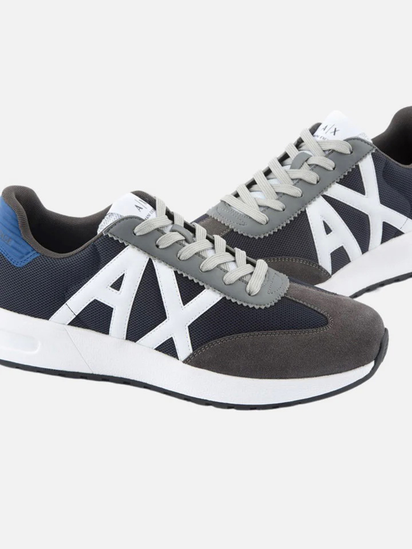 Кроссовки Armani Exchange модель XUX071-XV527-M216 Фото