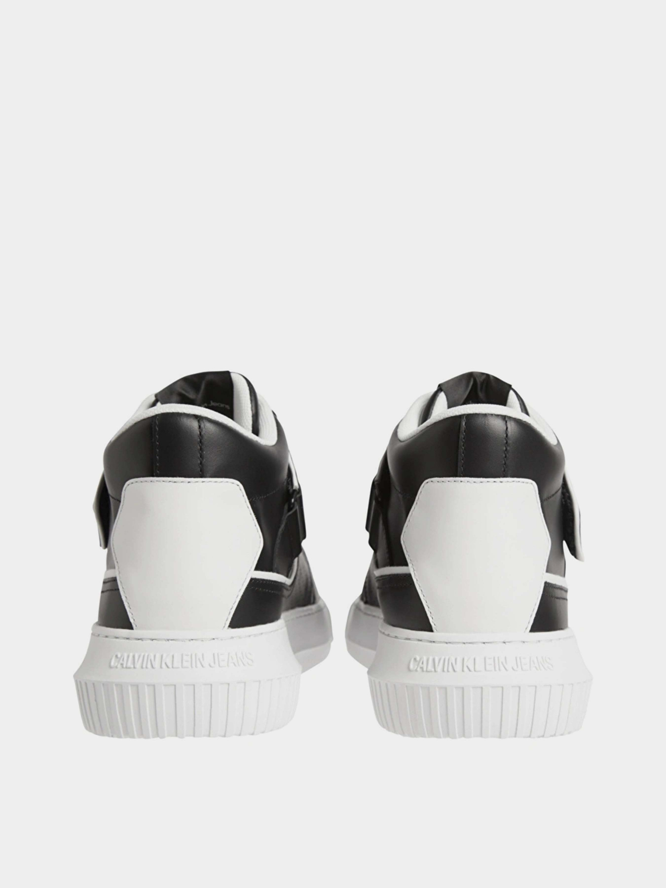 Кроссовки Calvin Klein модель YM0YM00426-0GK Фото