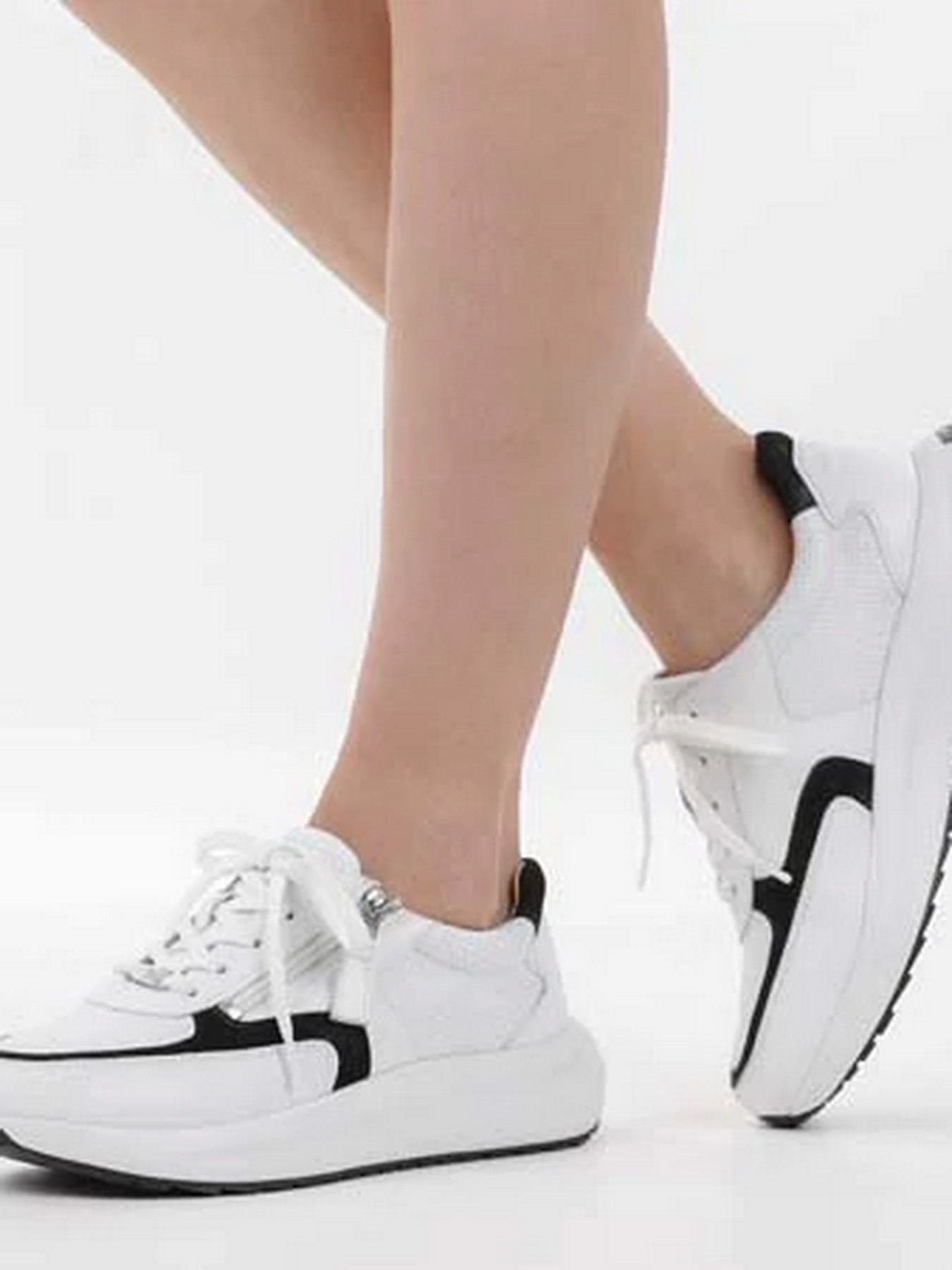 Кроссовки Caprice модель 23713-28-117 WHITE/BLACK CO Фото