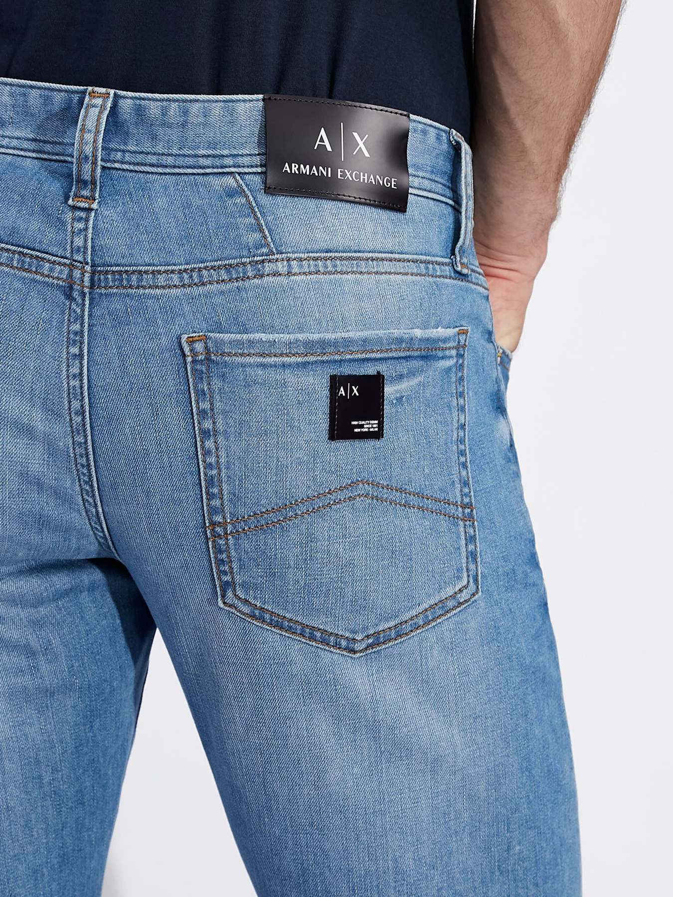 Джинсы Armani Exchange модель 3KZJ14-Z1L5Z-1500 Фото
