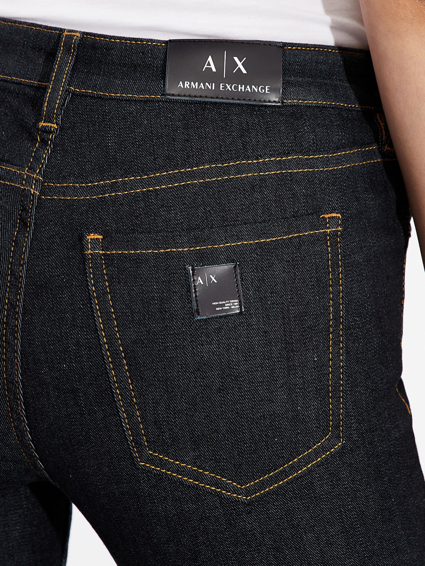 Джинсы Armani Exchange модель 6HYJ01-Y2RBZ-1500 Фото