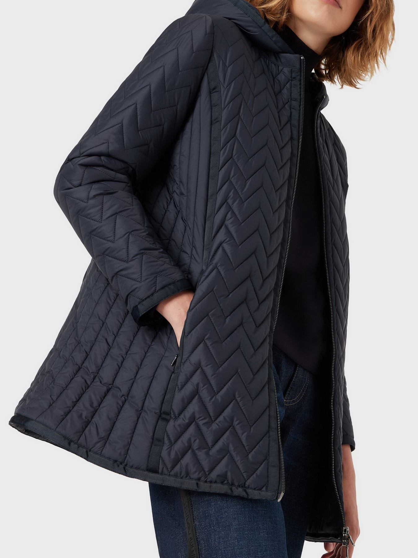 Куртки и дубленки Emporio Armani модель 6K2L62-2NJBZ-0919 Фото