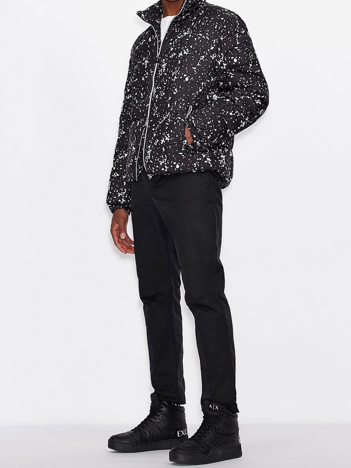 Куртки и дубленки Armani Exchange модель 6KZB06-ZNKRZ-9213 Фото
