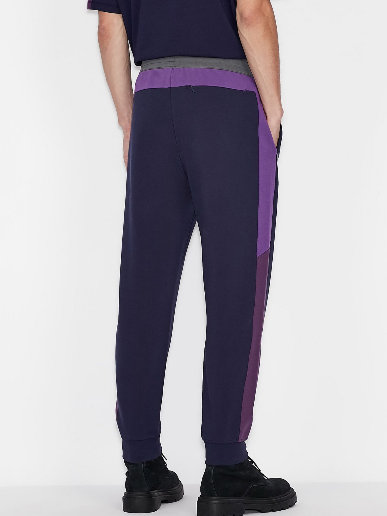 Брюки Armani Exchange модель 6KZPFH-ZJ8CZ-2527 Брюки Armani Exchange модель 6KZPFH-ZJ8CZ-2527 Фото