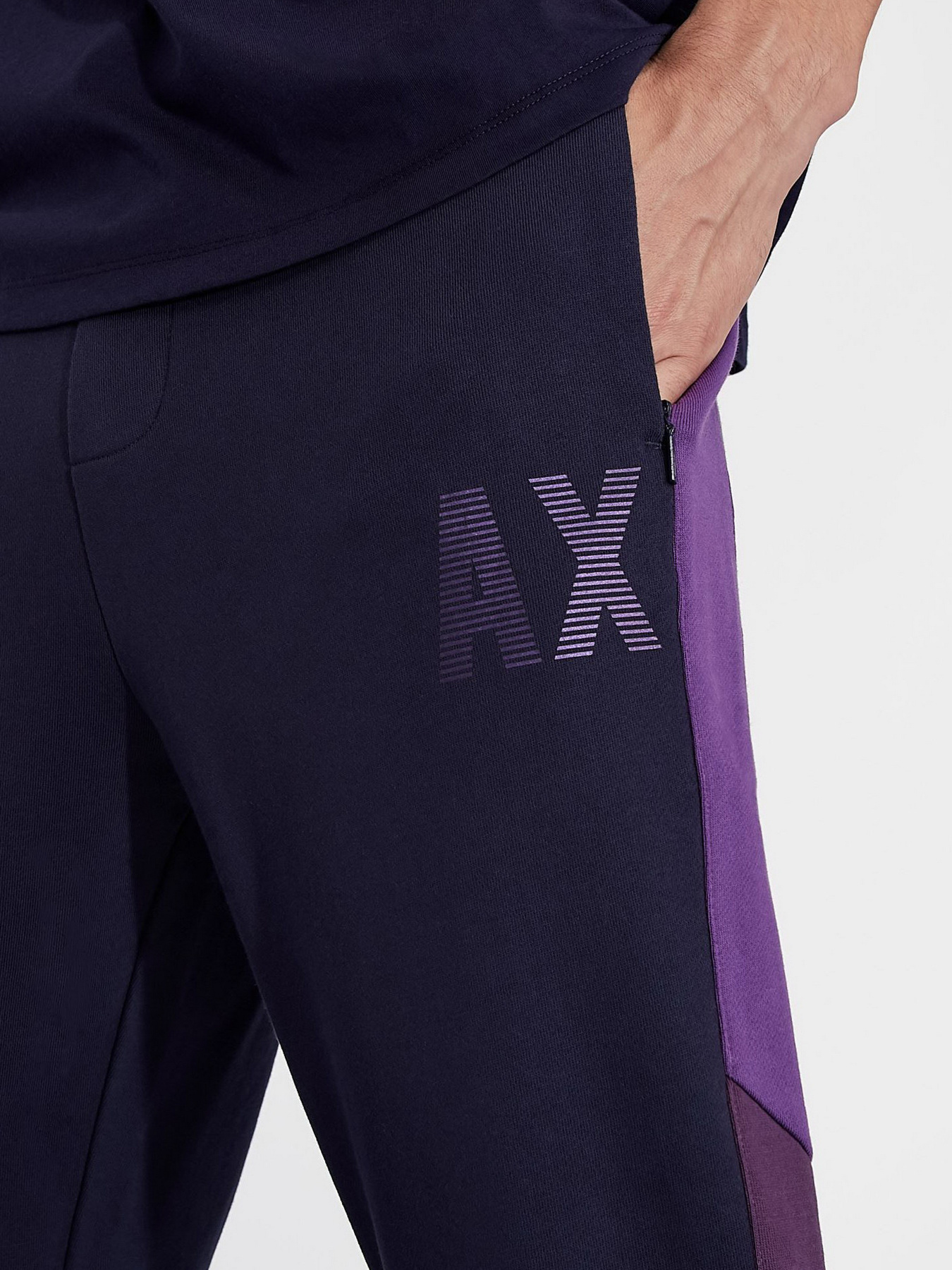 Брюки Armani Exchange модель 6KZPFH-ZJ8CZ-2527 Брюки Armani Exchange модель 6KZPFH-ZJ8CZ-2527 Фото