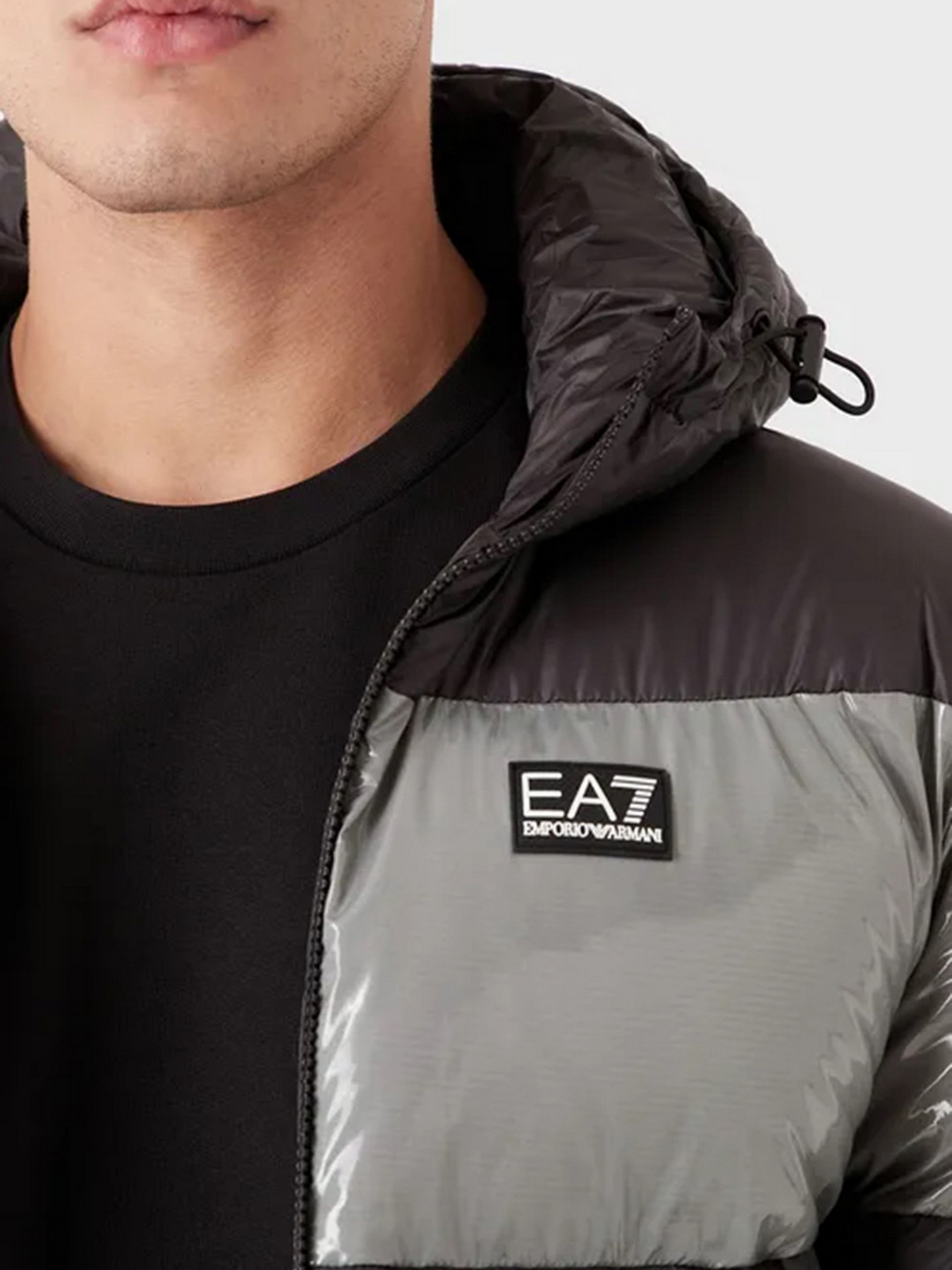 Куртки и дубленки EA7 модель 6LPB10-PN5ZZ-1200 Фото