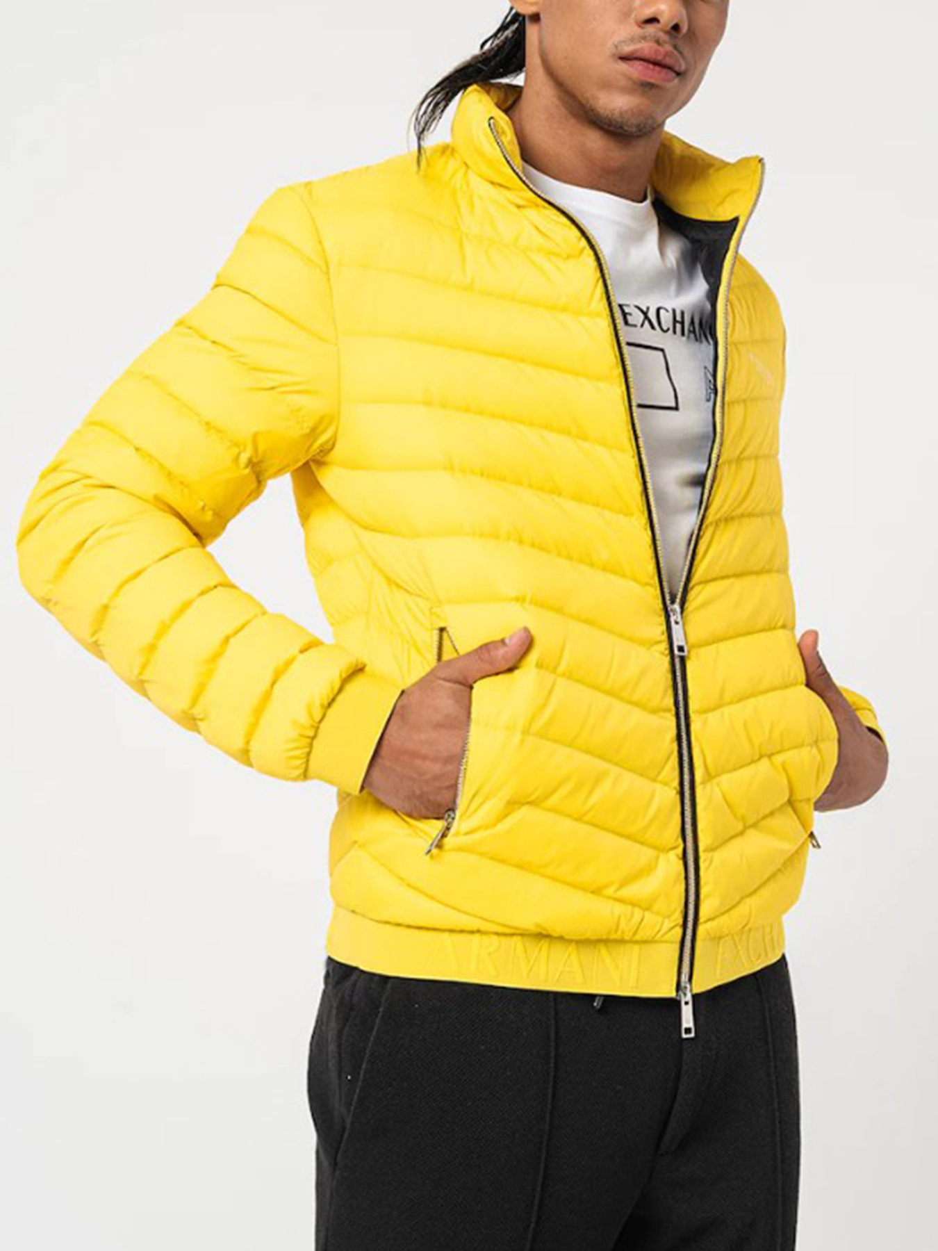 Куртки и дубленки Armani Exchange модель 8NZB52-ZNW3Z-4623 Фото