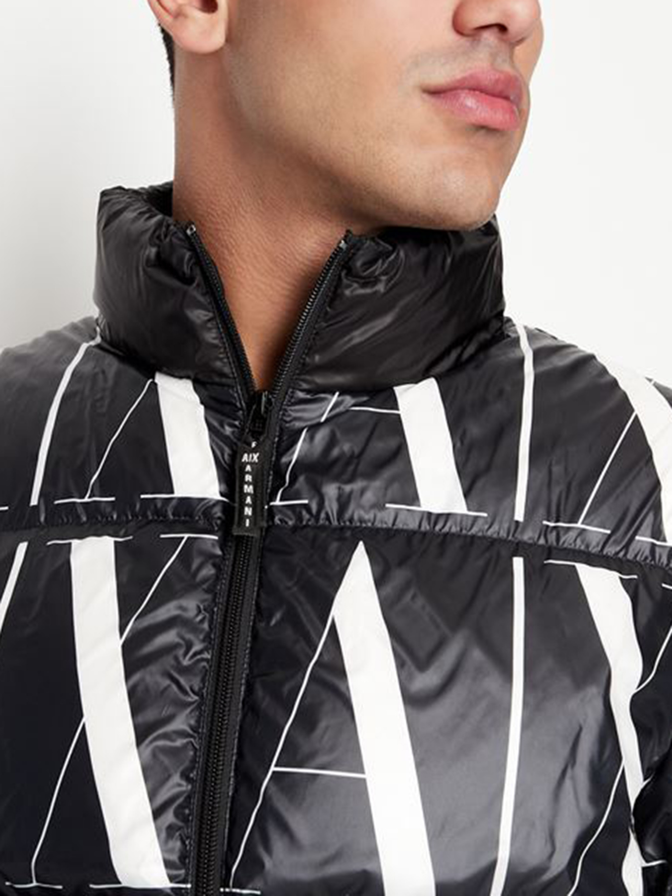 Куртки и дубленки Armani Exchange модель 8NZBP8-ZNULZ-22AR Фото