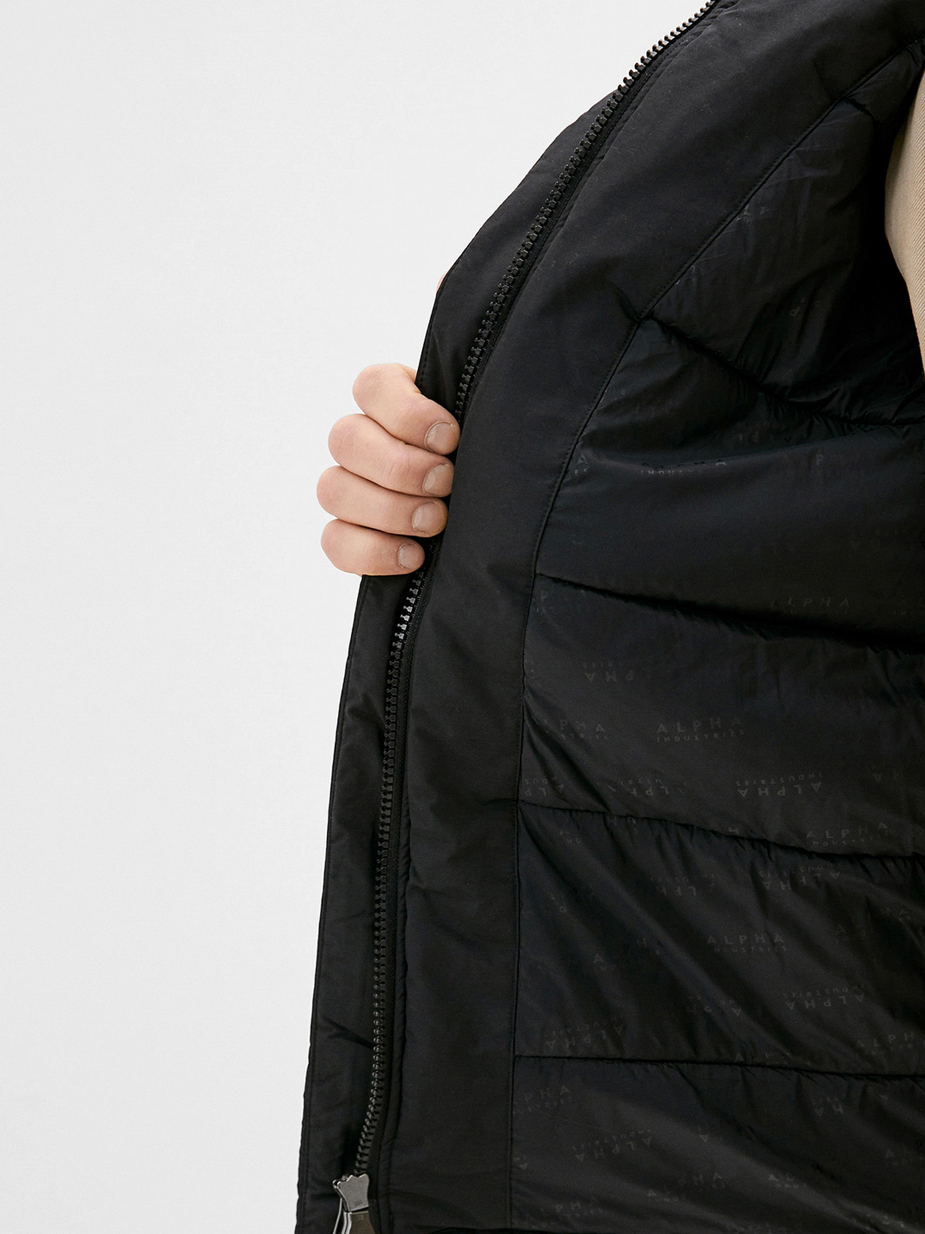 Куртки и дубленки Alpha Industries модель MJA49502C1_001 Фото