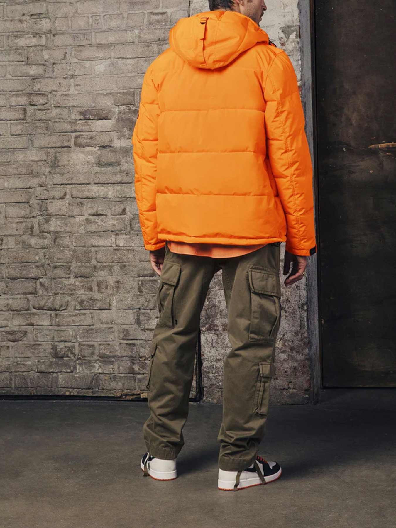 Куртки и дубленки Alpha Industries модель MJH52500C1_841 Фото