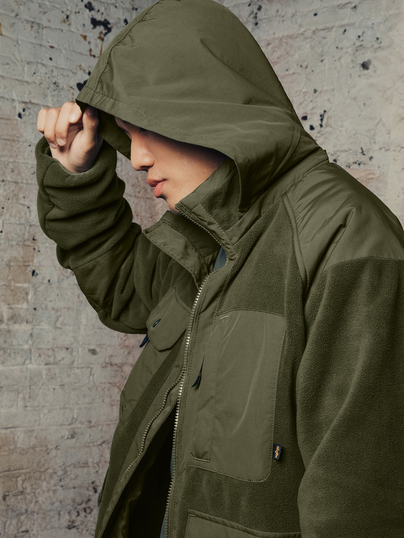 Спортивная одежда Alpha Industries модель MJM52502C1_301 Фото