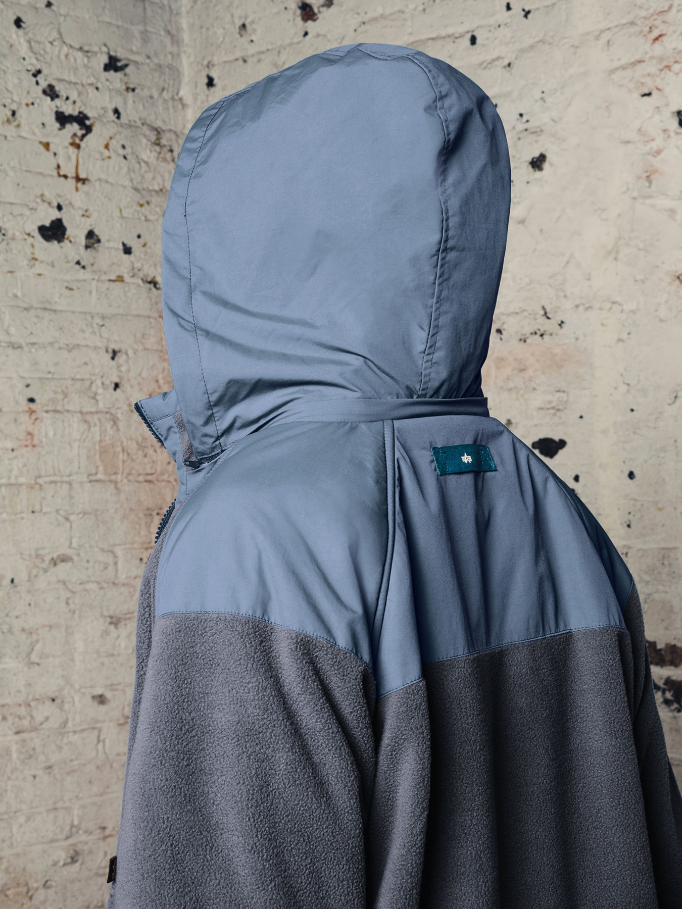 Спортивная одежда Alpha Industries модель MJM52502C1_438 Фото