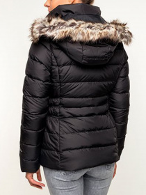 Куртки и дубленки The North Face модель NF0A35BWJK31 Фото