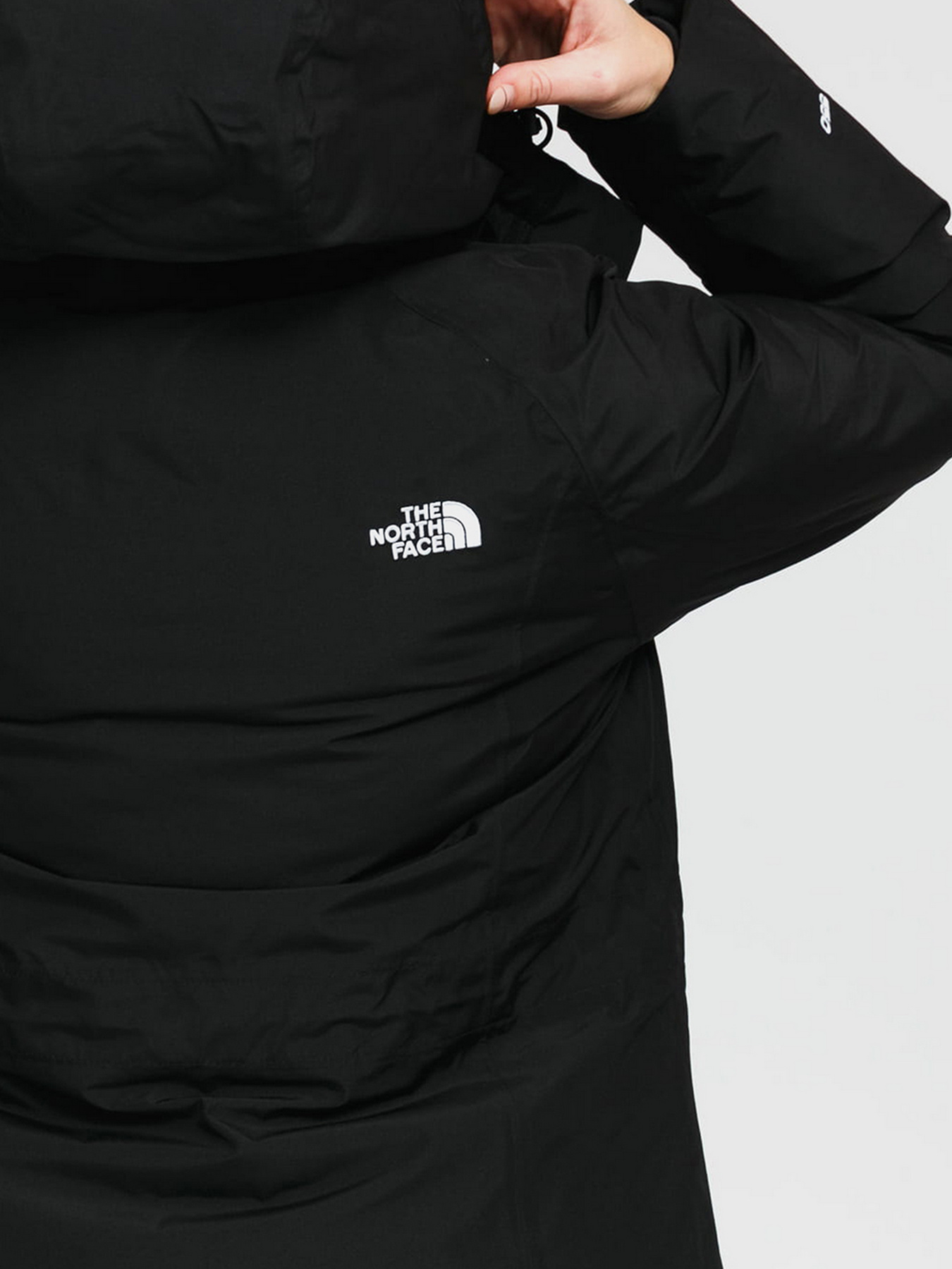 Куртки и дубленки The North Face модель NF0A4M8XJK31 Фото