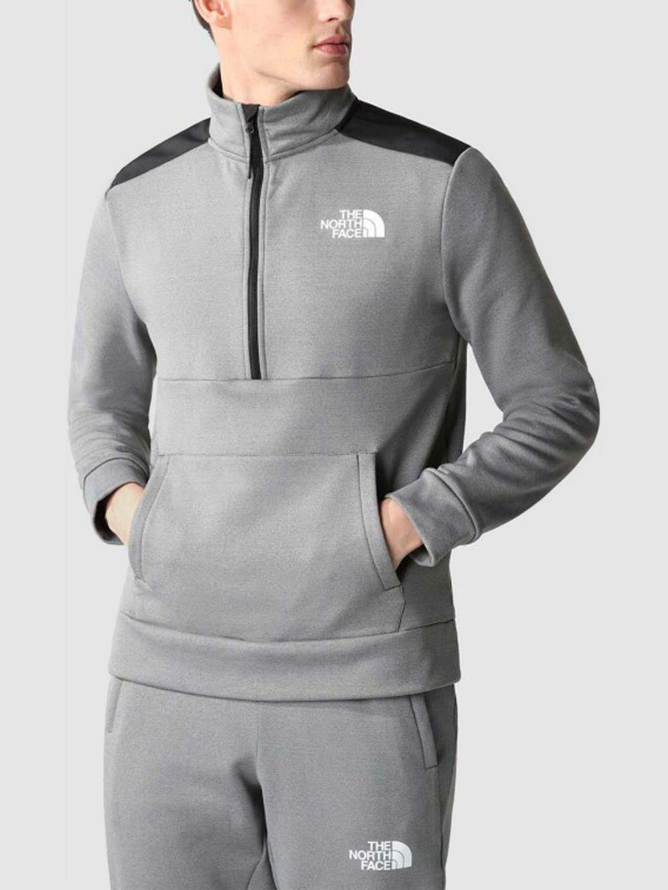 Спортивная одежда The North Face модель NF0A7ZAKGVD1 Фото