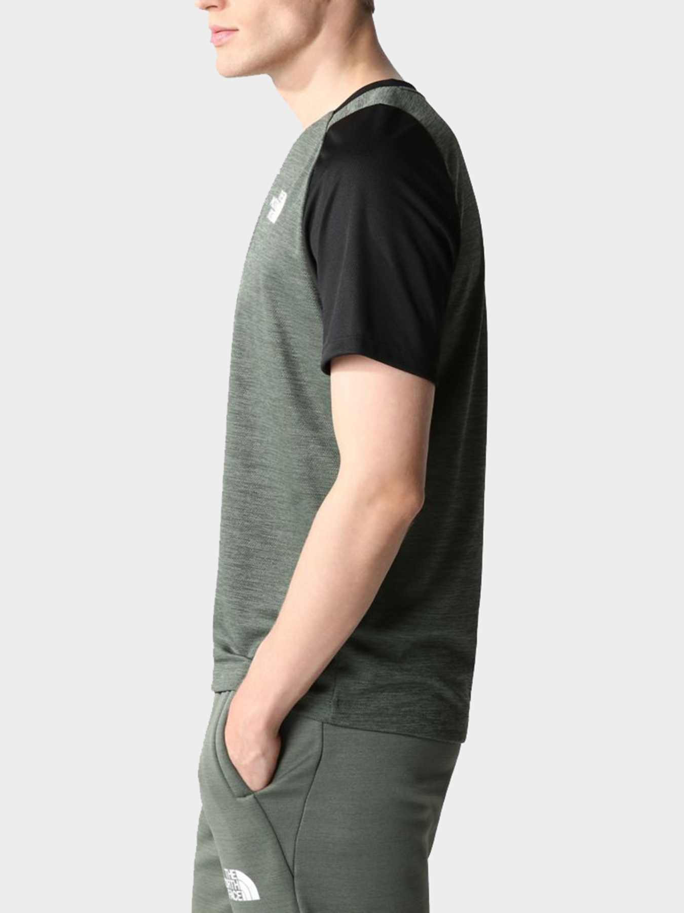 Спортивная одежда The North Face модель NF0A7ZAMRM91 Фото