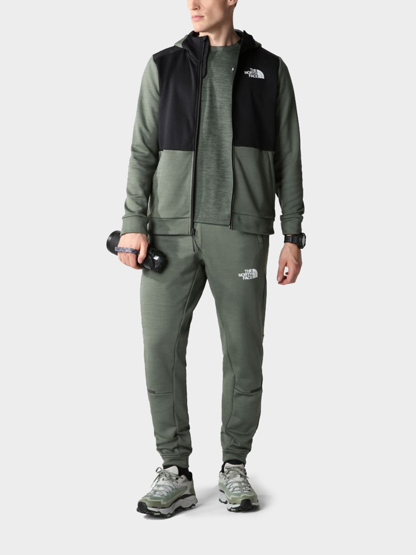 Спортивная одежда The North Face модель NF0A7ZAMRM91 Фото