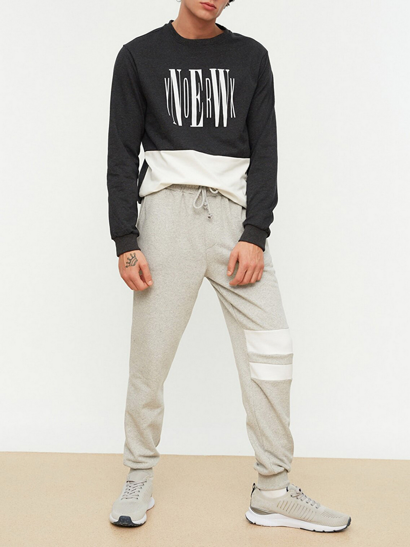 Брюки Trendyol модель TMNSS20EA0006/Gri Фото
