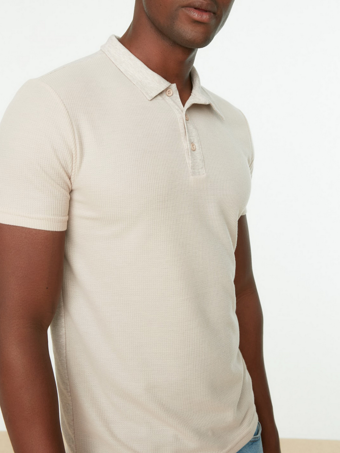 Футболки и поло Trendyol модель TMNSS20PO0002/Tas Фото