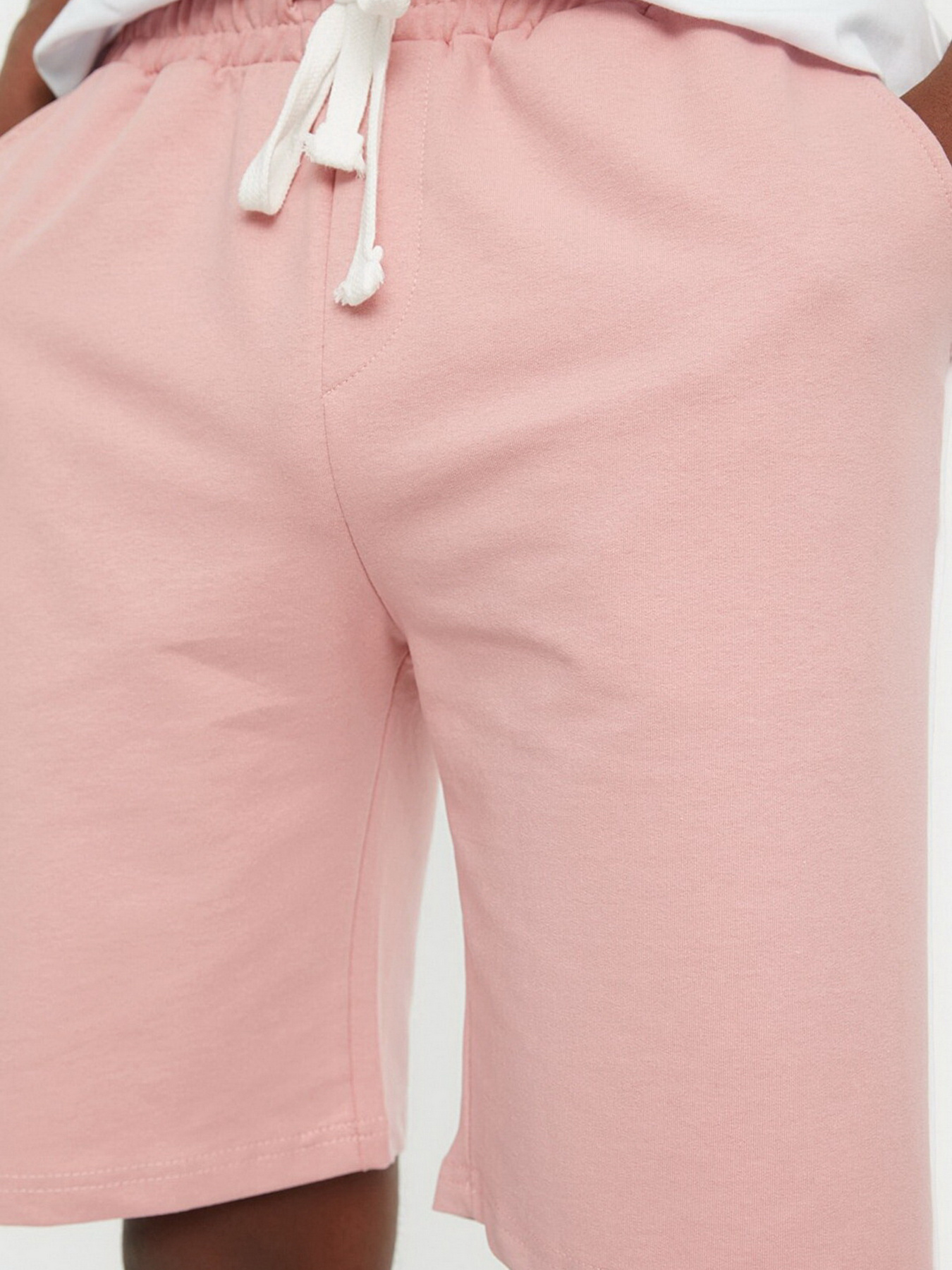 Шорты Trendyol модель TMNSS20SR0083/Pudra Фото