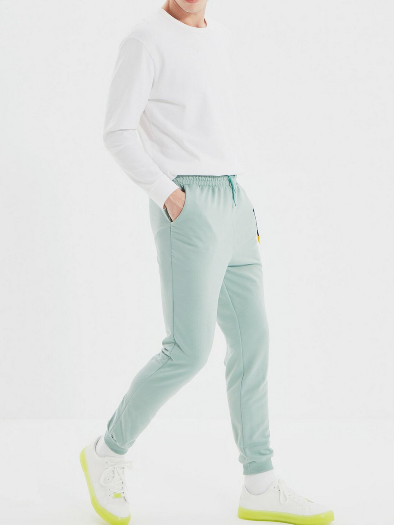 Брюки Trendyol модель TMNSS21EA0128/Mint Фото