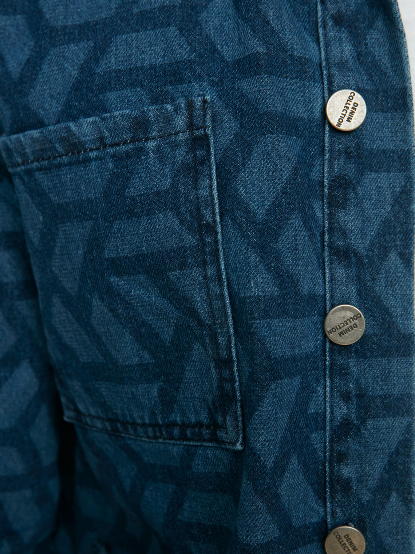 Куртки и дубленки Trendyol модель TMNSS22CE0068/Indigo Фото