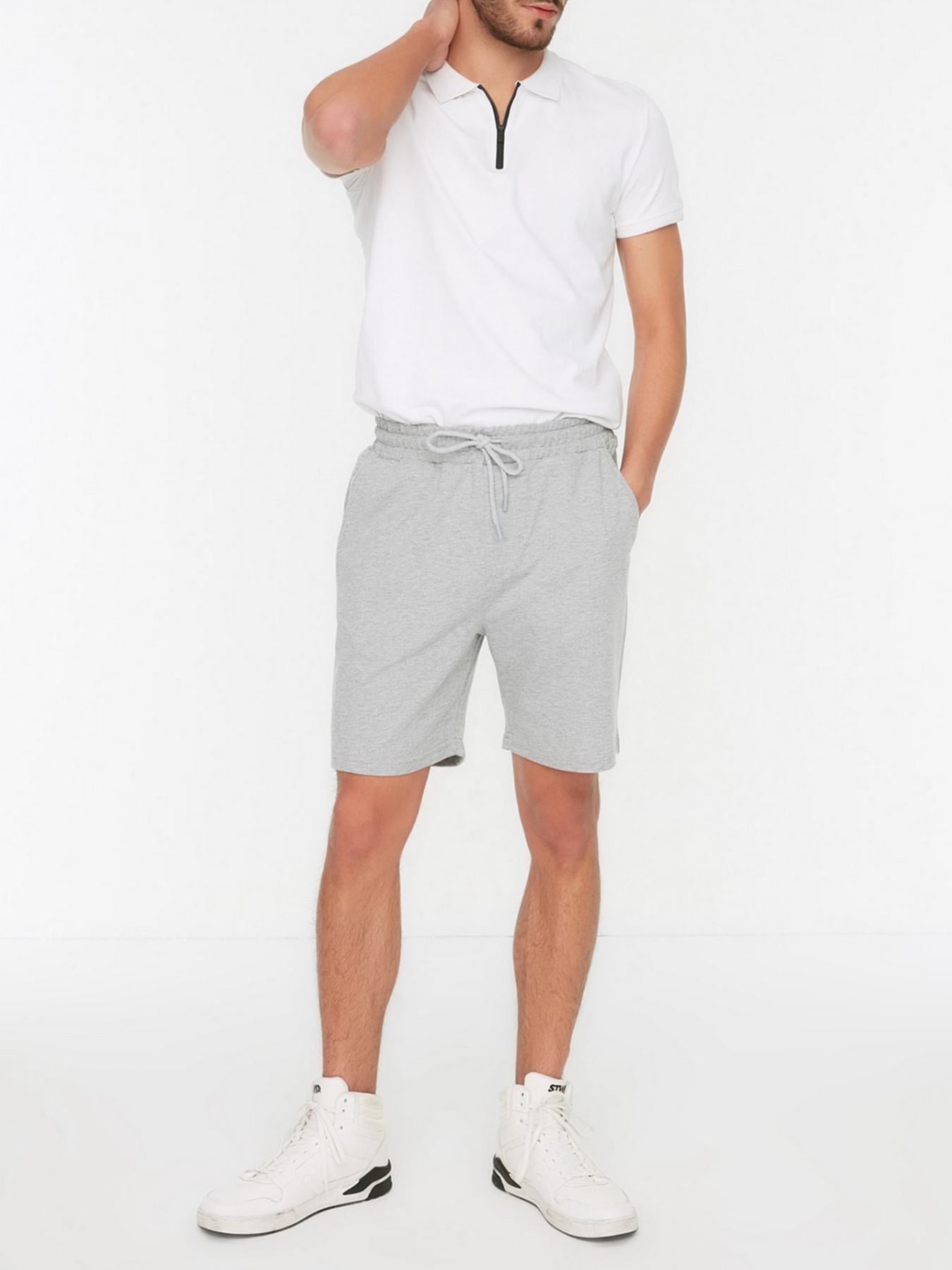 Шорты Trendyol модель TMNSS22SR0255/Siyah-Gri Фото