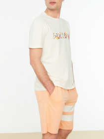 Футболки и поло Trendyol модель TMNSS22TS0224/Ekru Фото