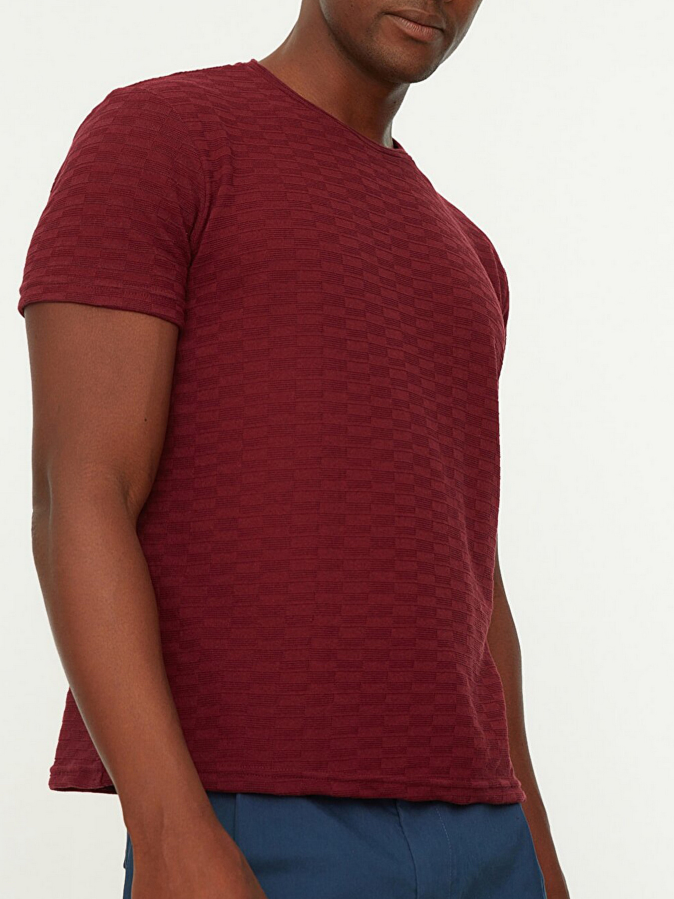 Футболки и поло Trendyol модель TMNSS22TS0227/Bordo Фото