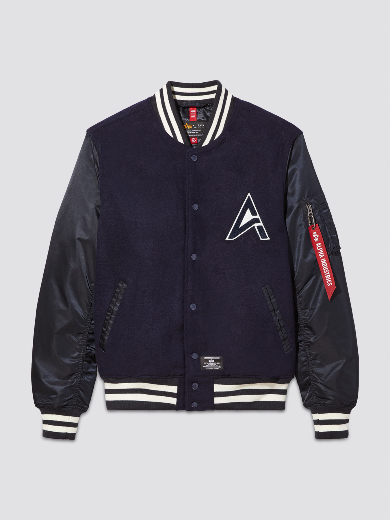 Куртки и дубленки Alpha Industries модель UJM52500C1_410 Фото