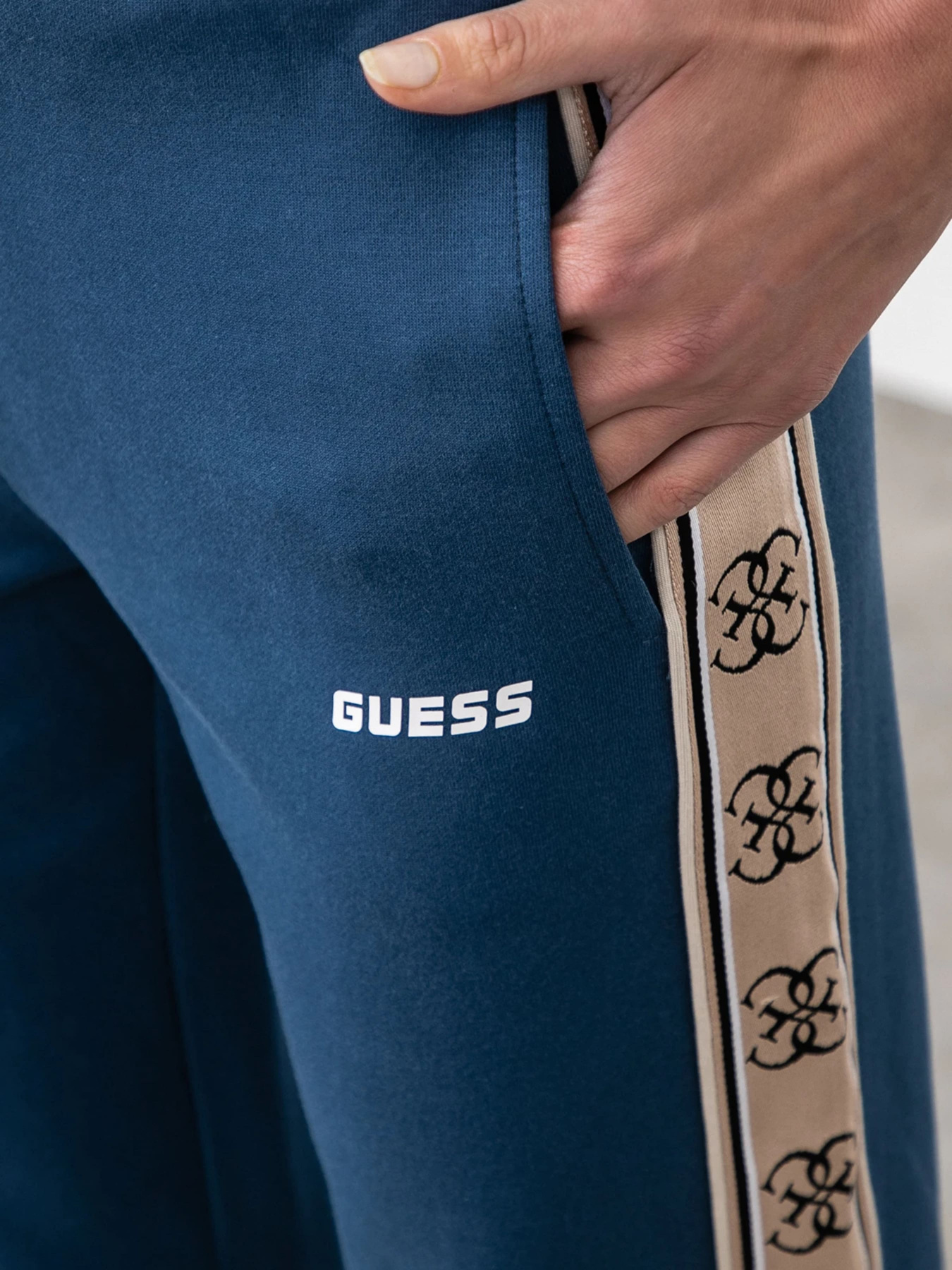 Брюки GUESS модель V2YB15-KA3P1-BTYB Фото