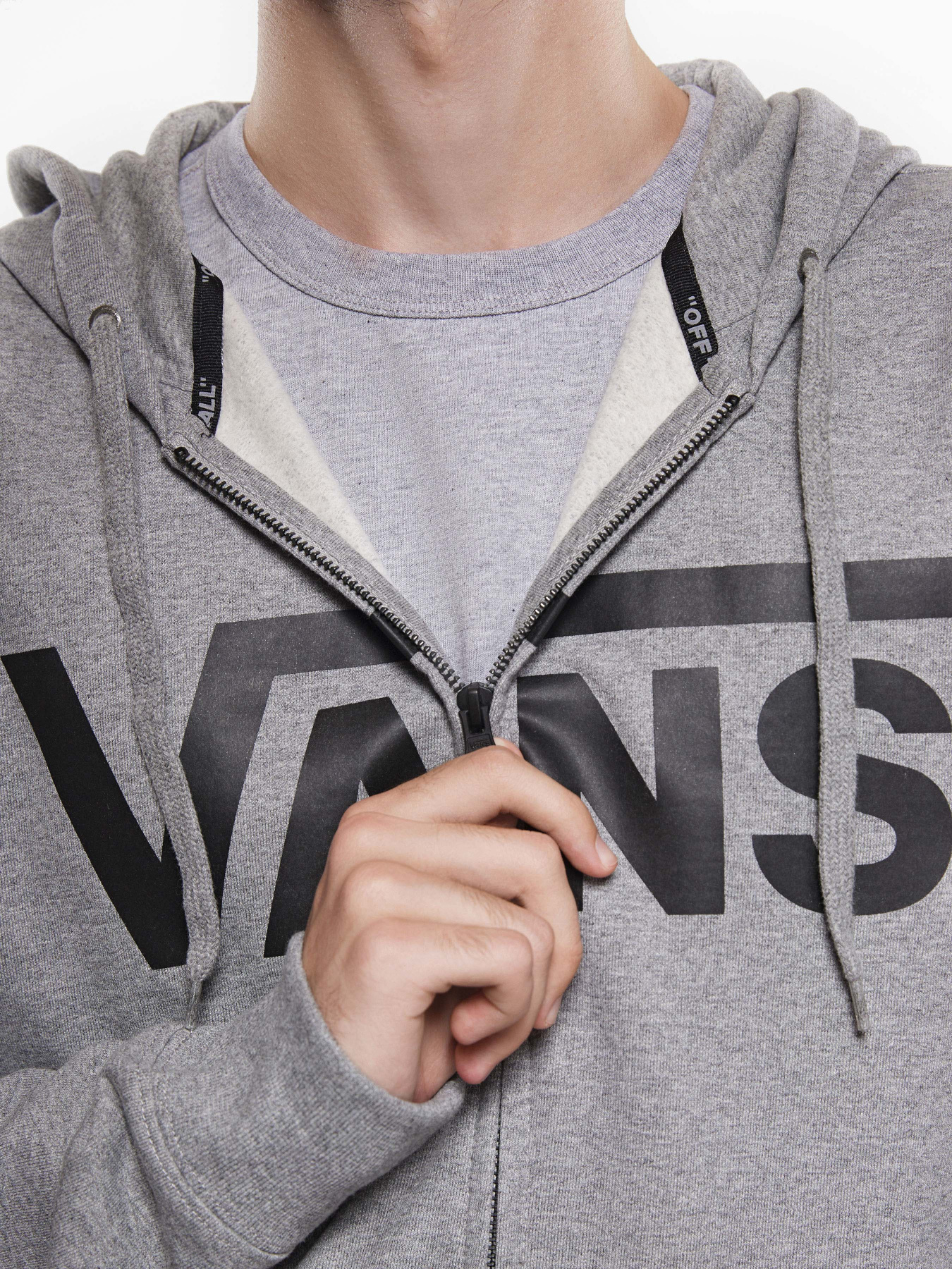 Худи и свитшоты Vans модель VN0A456CADY1 Фото