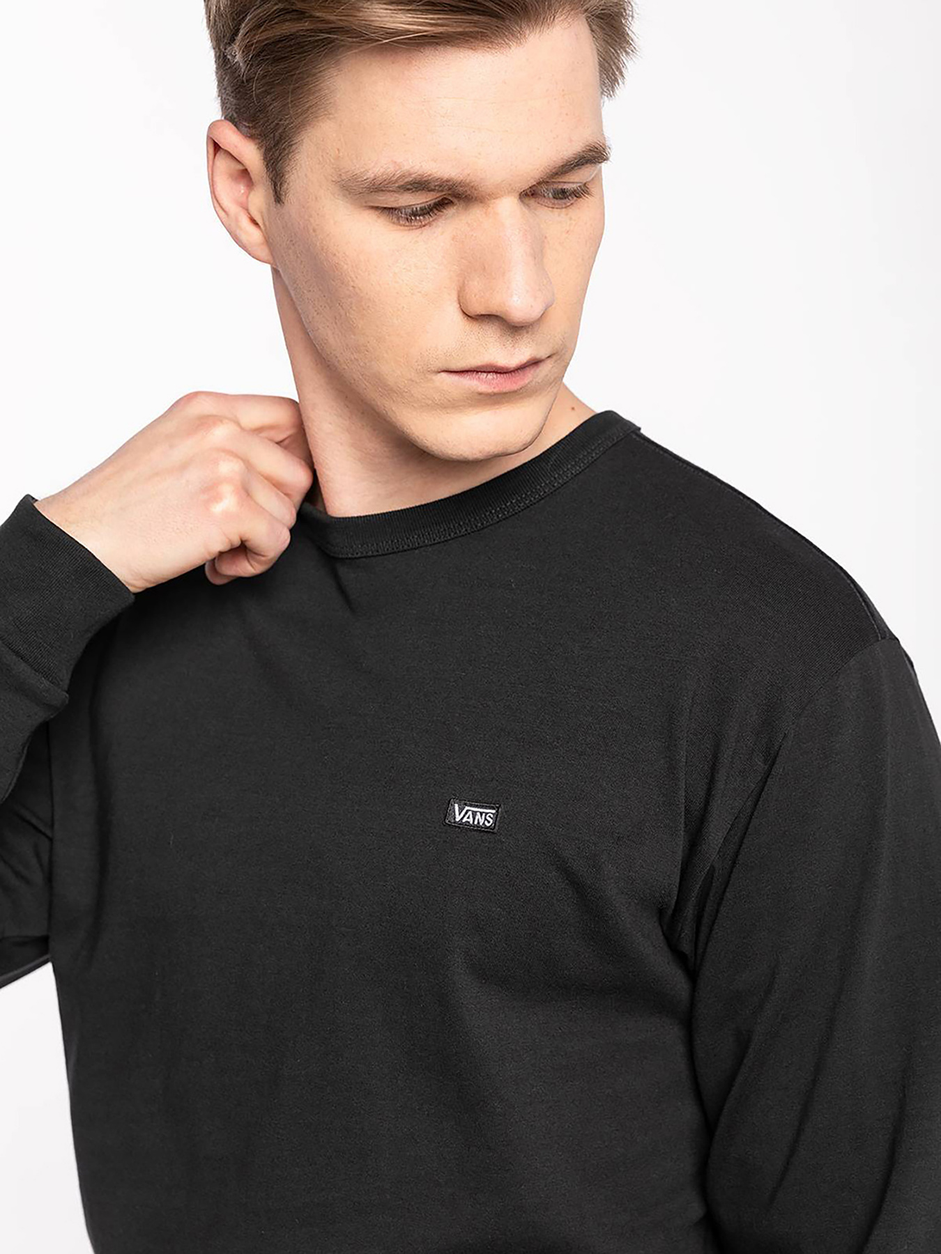 Худи и свитшоты Vans модель VN0A4TURBLK1 Фото