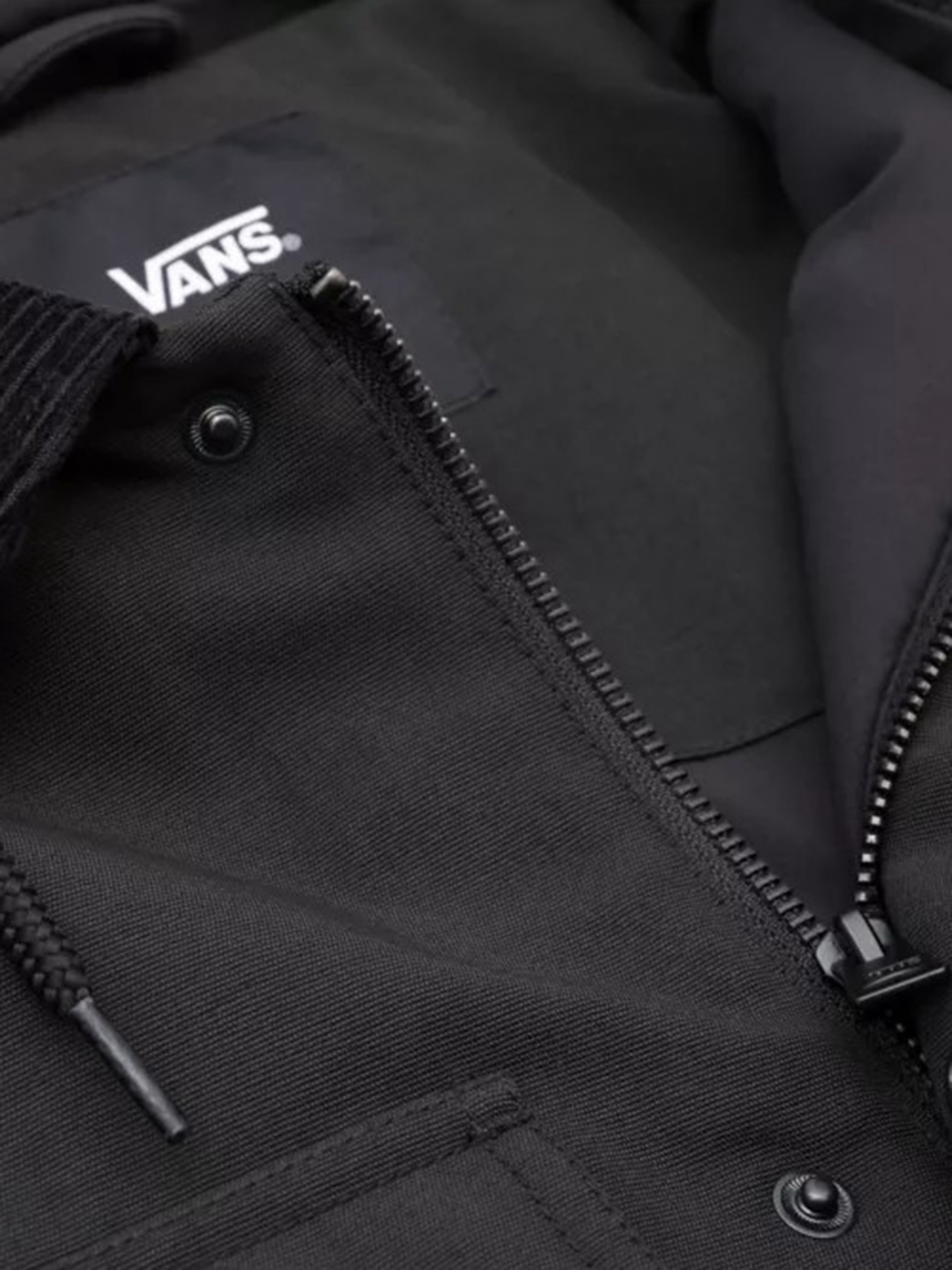 Куртки и дубленки Vans модель VN0A5FP9BLK1 Фото