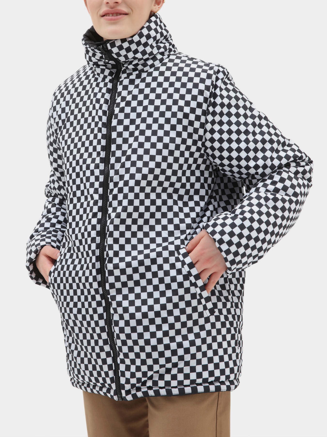 Куртки и дубленки Vans модель VN0A7ROBBLK_W Фото