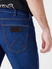 Джинсы Wrangler модель W15QYI39K_34 Фото