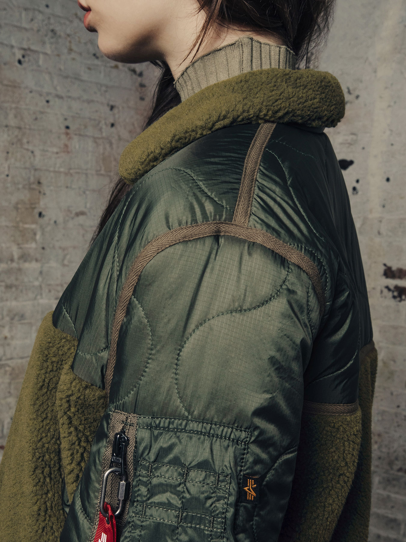 Куртки и дубленки Alpha Industries модель WJB52500C1_301 Фото