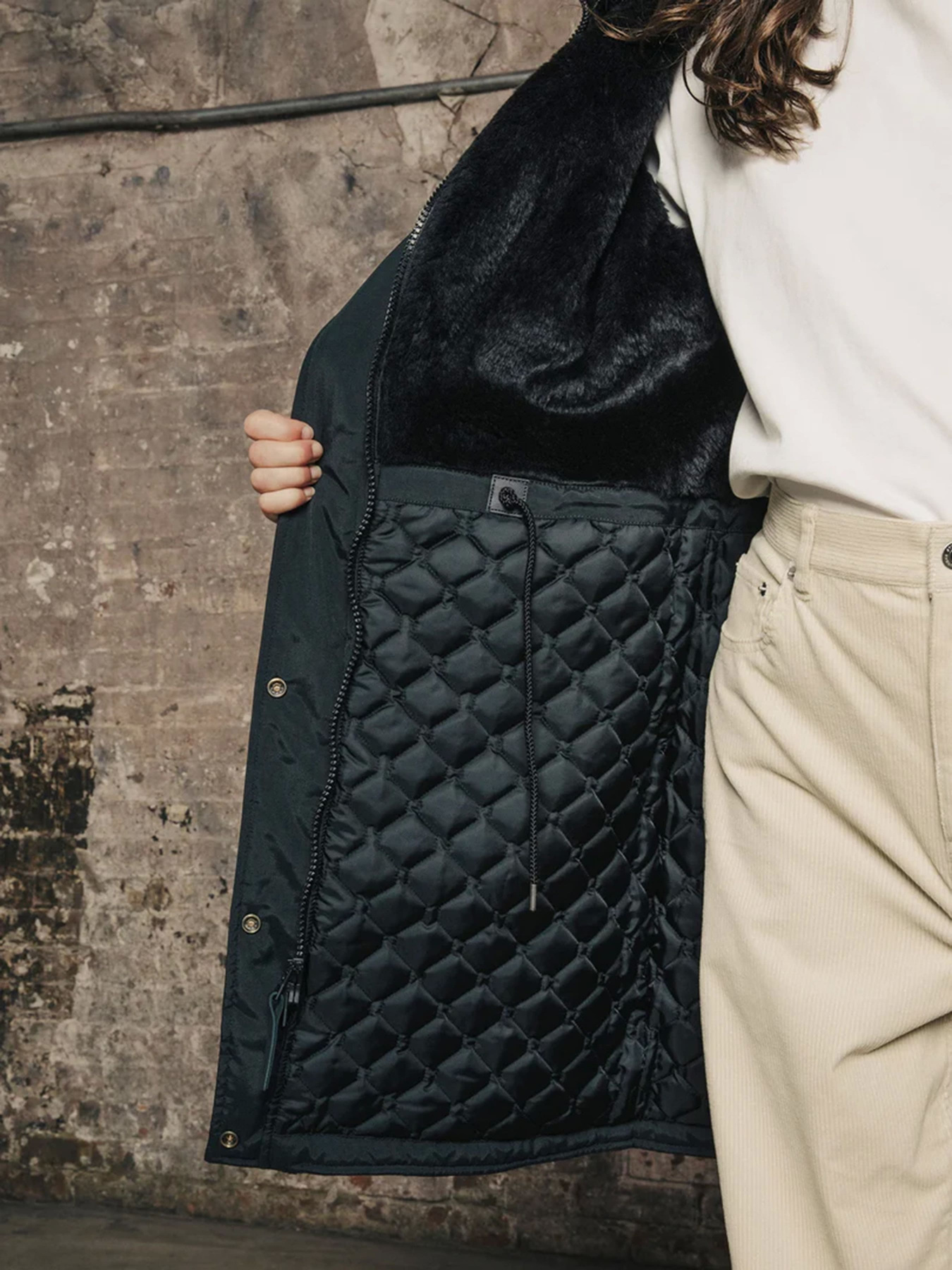 Куртки и дубленки Alpha Industries модель WJE52500C1_001 Фото
