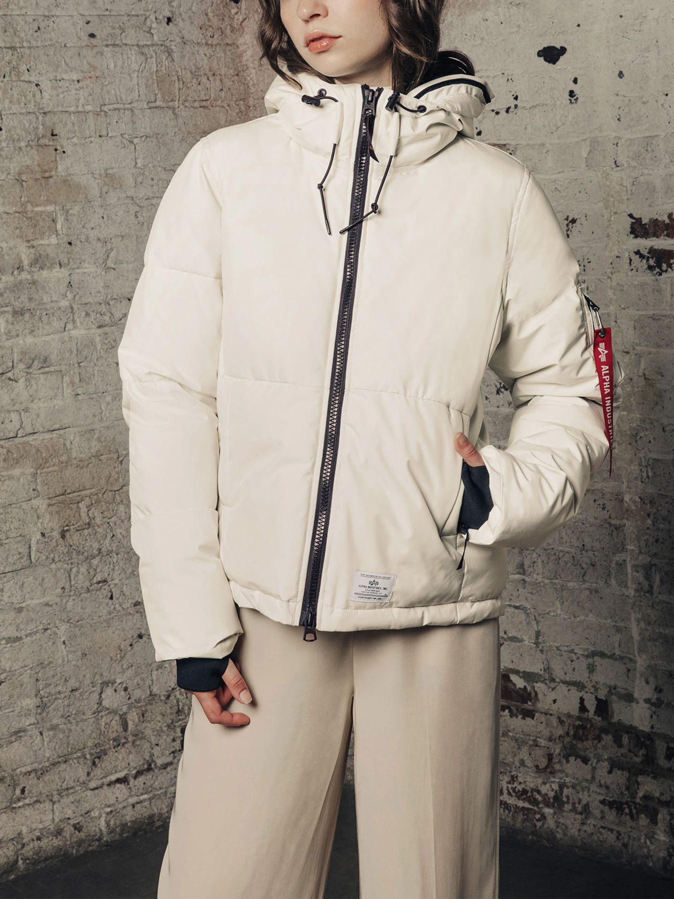 Куртки и дубленки Alpha Industries модель WJS52501C1_112 Фото