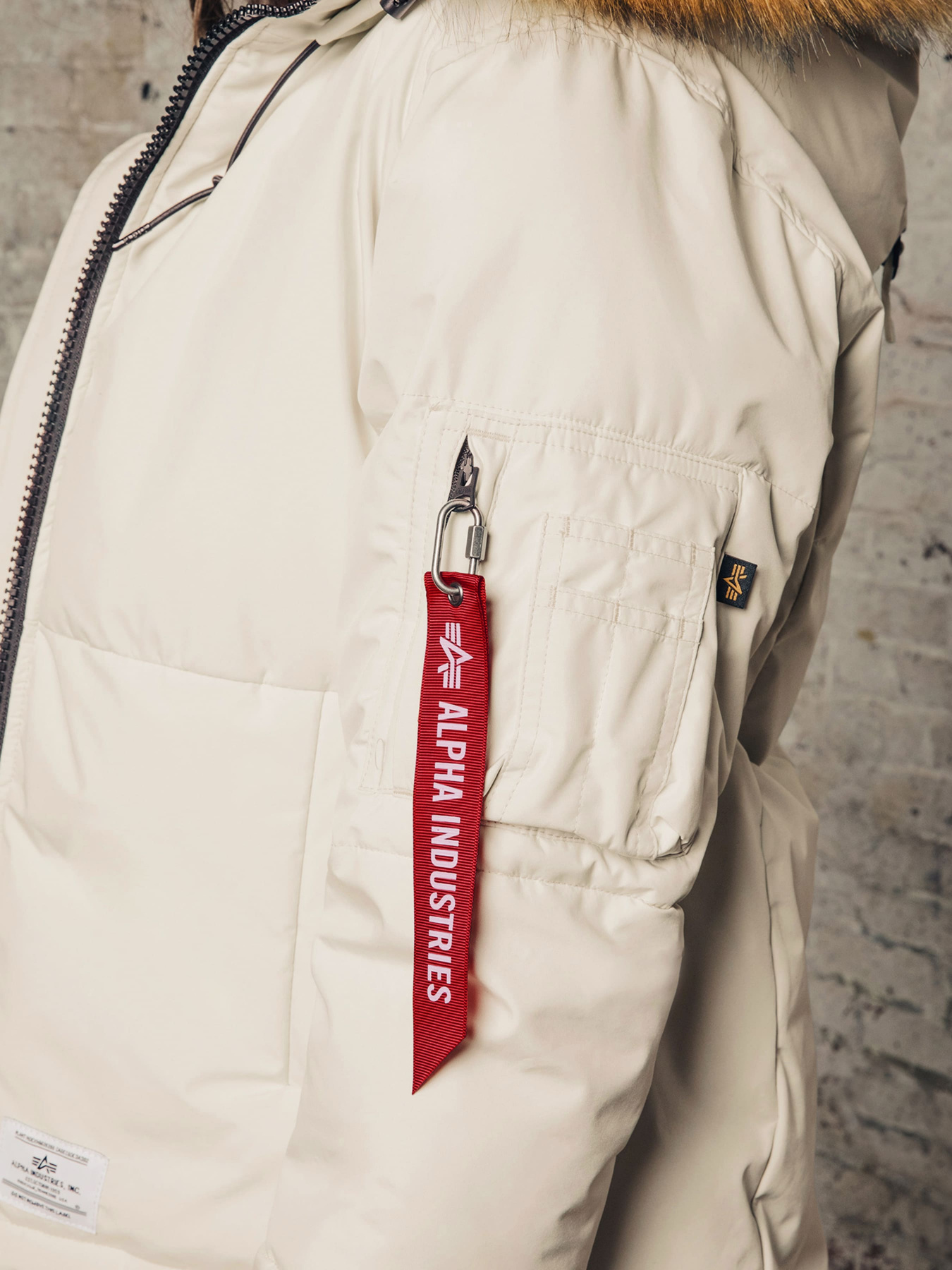 Куртки и дубленки Alpha Industries модель WJS52501C1_112 Фото